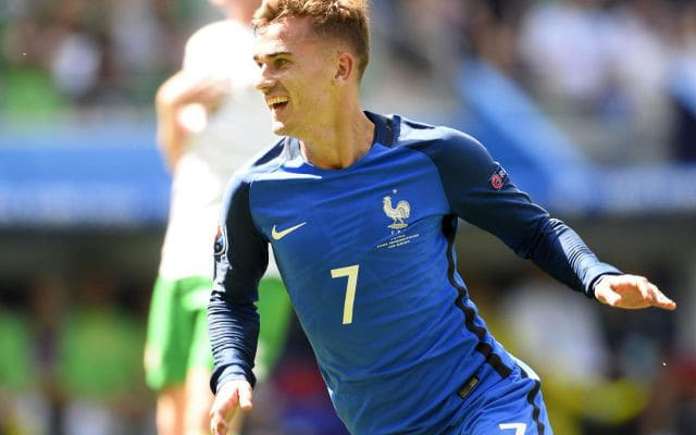 Manchester United close in on Antoine Griezmann summer deal