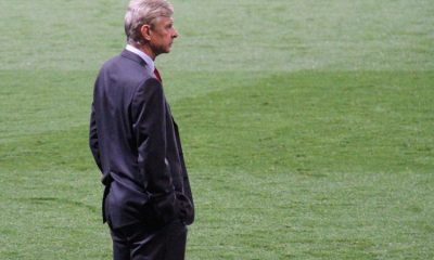 Wenger blames pundits for fans' dissent