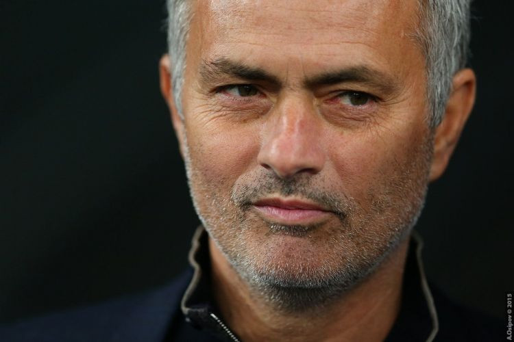 Manchester United to rival City for Shakhtar Donetsk defensive midfielder